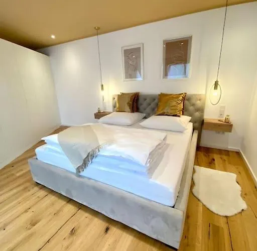 Komfort - Zentral, Mit Balkon Und Waschmaschine Apartment *