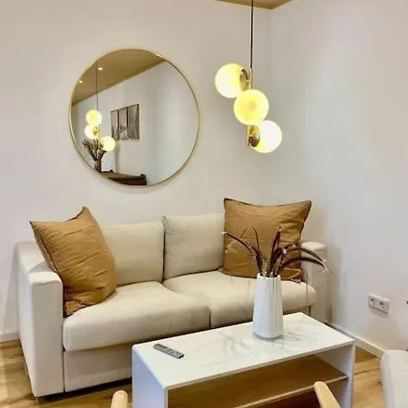 Komfort - Zentral, Mit Balkon Und Waschmaschine Apartment Dusseldorf