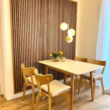Komfort - Zentral, Mit Balkon Und Waschmaschine Dusseldorf