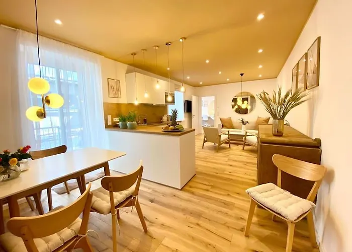 Komfort - Zentral, Mit Balkon Und Waschmaschine Apartmán Düsseldorf